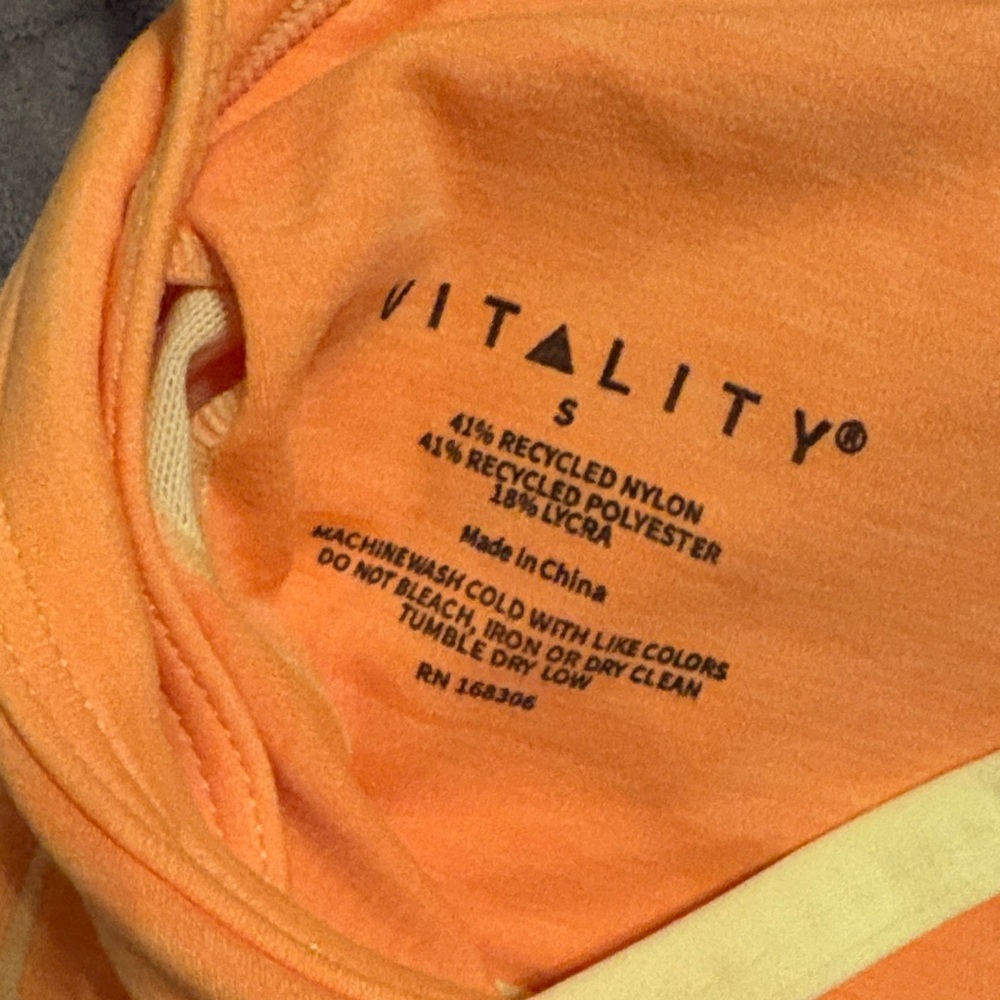 Vitality daydream x tank. Peach lemonade Tank Top. Small - Picture 3 of 4